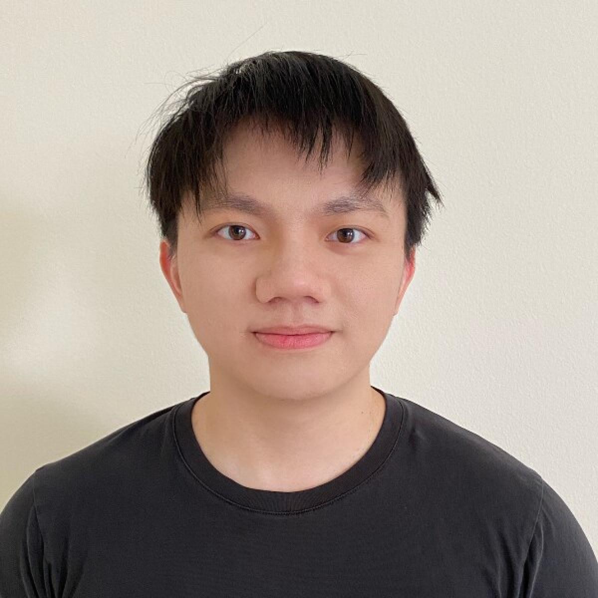 Xiaojun Dong