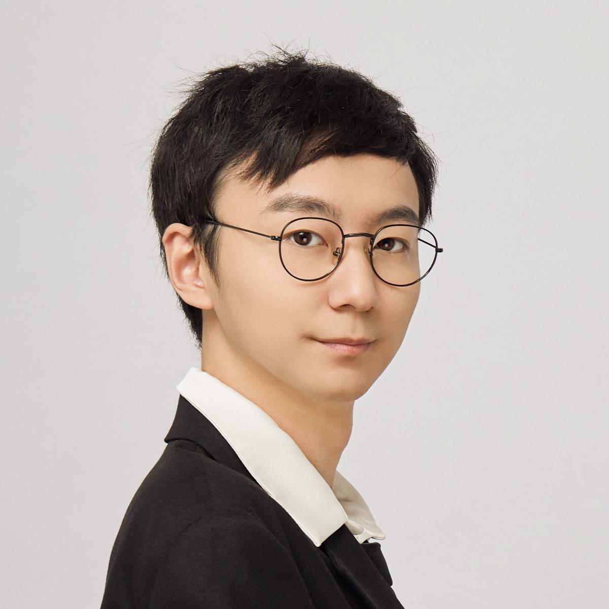 Kaifeng Lyu Kaifeng Lyu