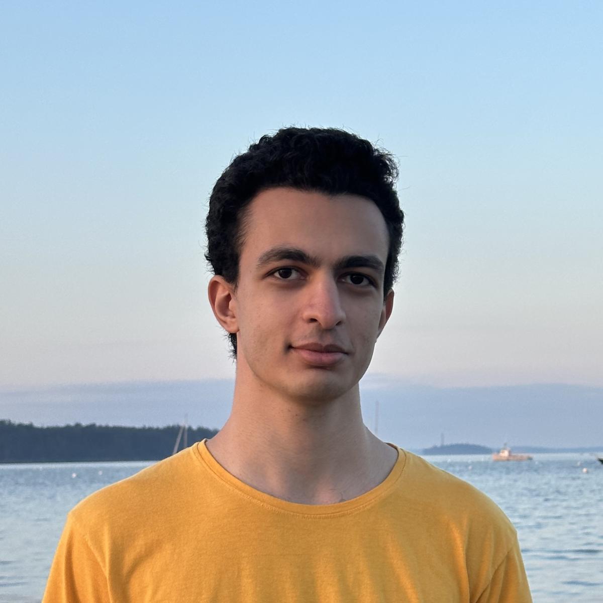 Amir Azarmehr Amir Azarmehr