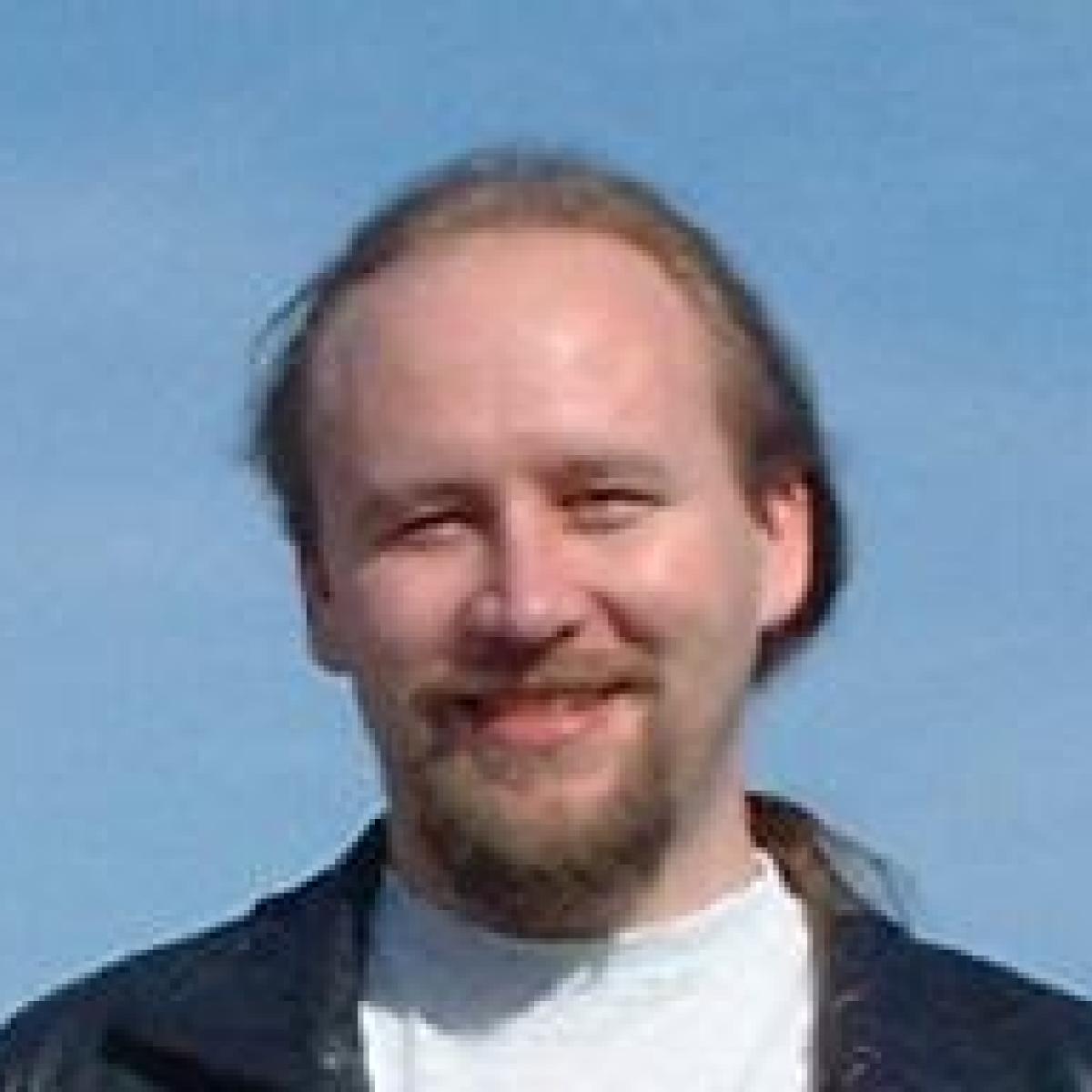 Piotr Indyk Piotr Indyk