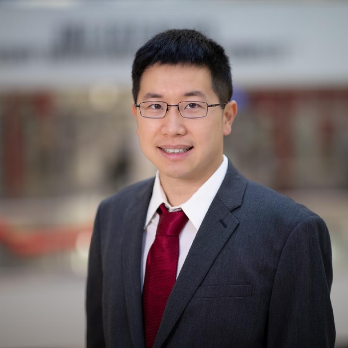 Samson Zhou Samson Zhou